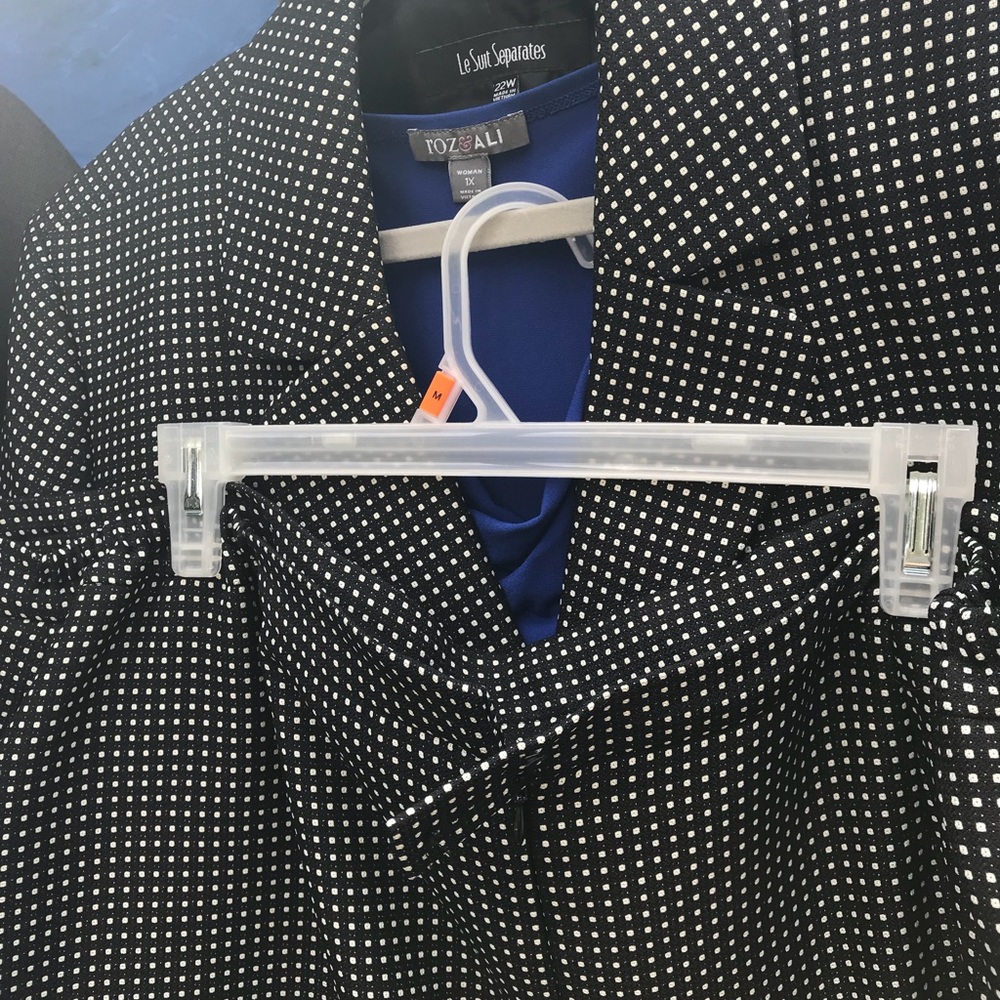 Le Suit Polka Dot Size 22